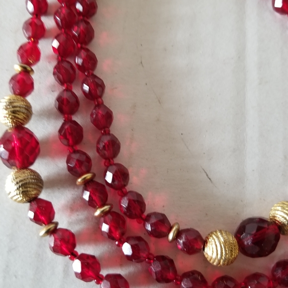 VTG Art Deco CHERRY RED faceted GLASS 60" NECKLACE - Picture 5 of 6